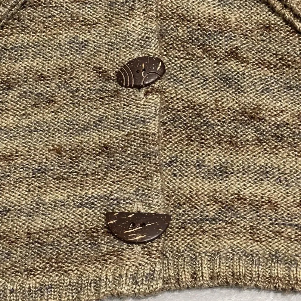 VTG Cabelas Sweater Womens Large Brown Sand Cardigan Tiger Stripe Wooden Buttons